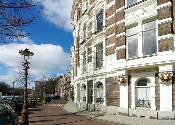 Luxury Leidseplein With Private Patio 3*