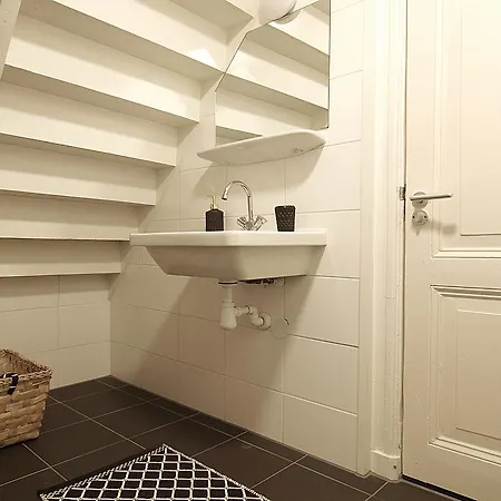 Bed & Breakfast Luxury Leidseplein With Private Patio