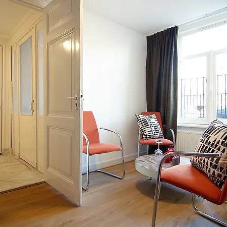 Luxury Leidseplein With Private Patio Bed & Breakfast