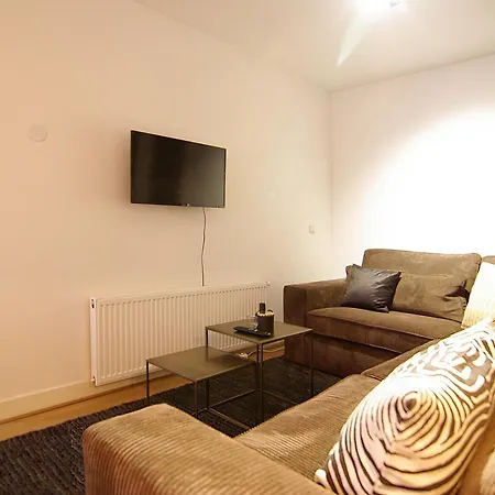 Luxury Leidseplein With Private Patio 암스테르담