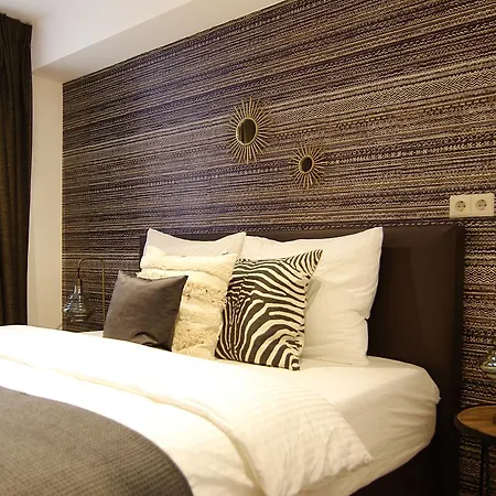 B&B Luxury Leidseplein With Private Patio 암스테르담